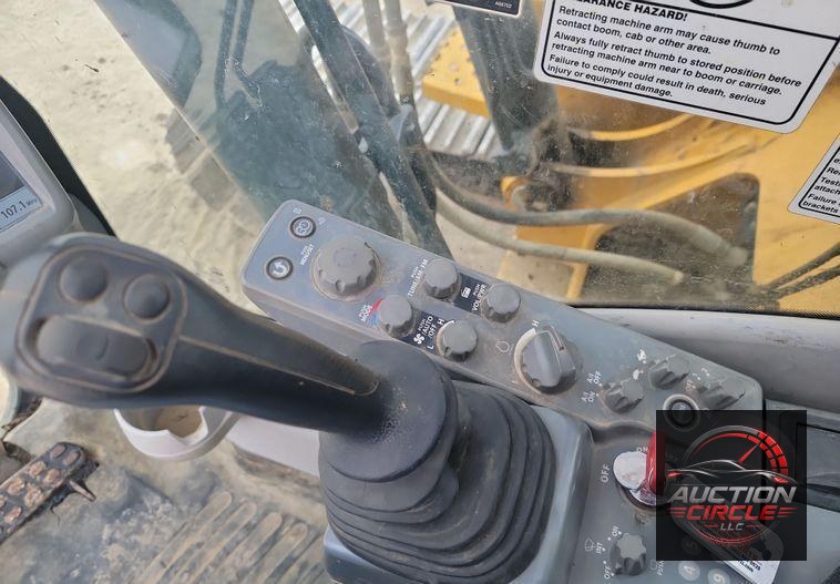 2018 John Deere 210G LC excavator