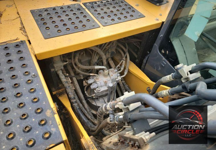 2018 John Deere 210G LC excavator