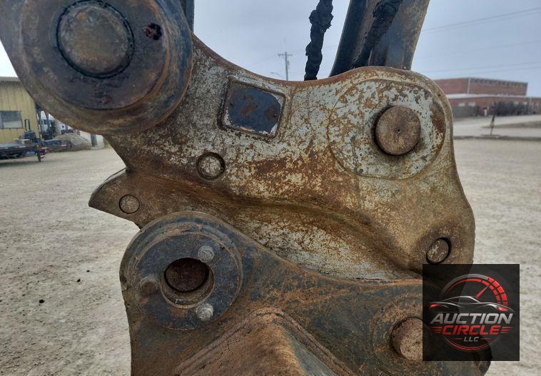 2018 John Deere 210G LC excavator