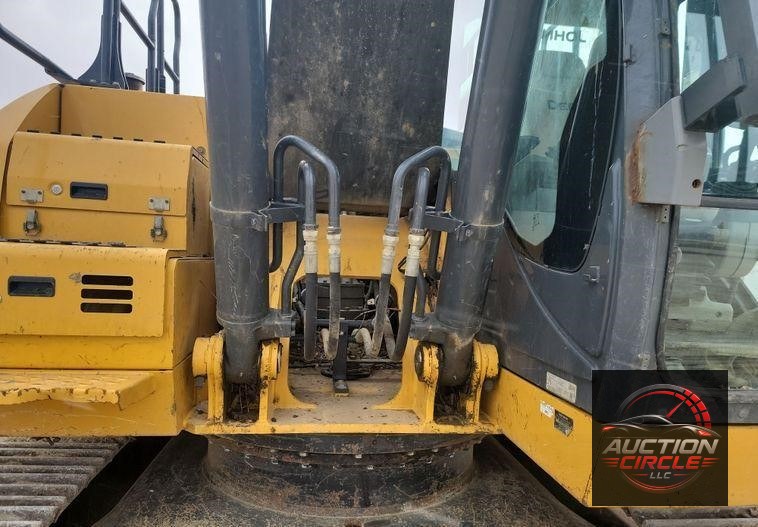 2018 John Deere 210G LC excavator