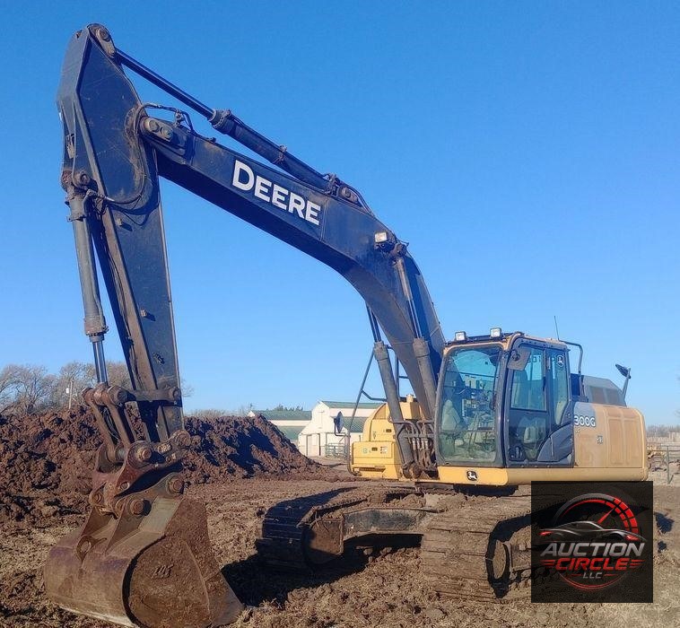 2016 John Deere 300G excavator