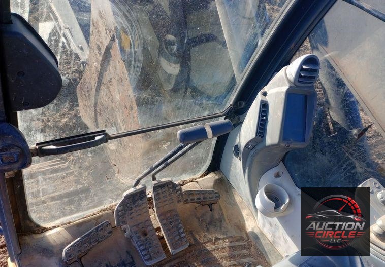 2016 John Deere 300G excavator