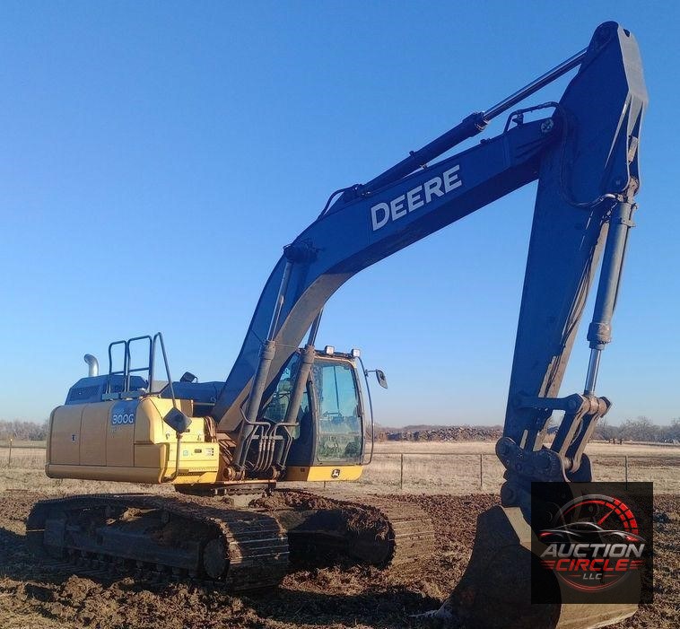 2016 John Deere 300G excavator