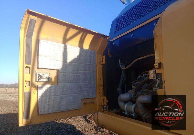 2016 John Deere 300G excavator