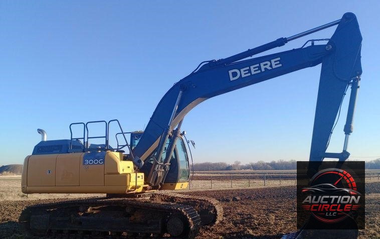 2016 John Deere 300G excavator