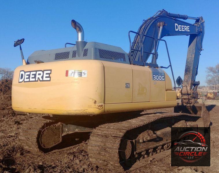 2016 John Deere 300G excavator