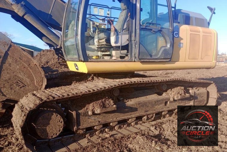 2016 John Deere 300G excavator