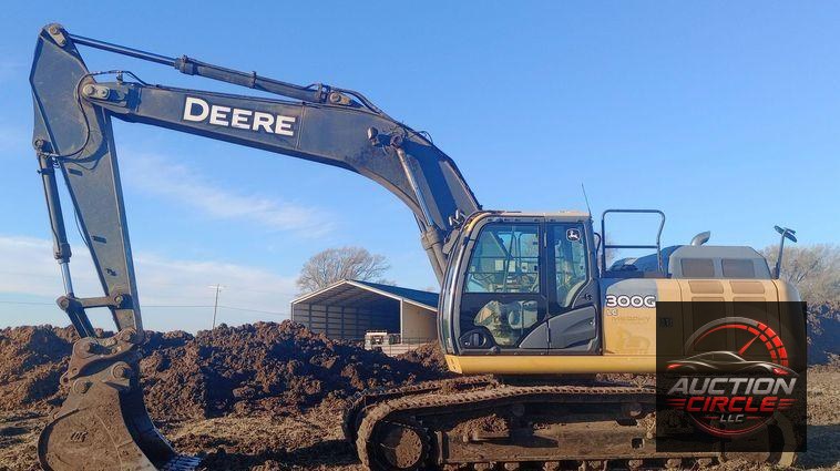 2016 John Deere 300G excavator