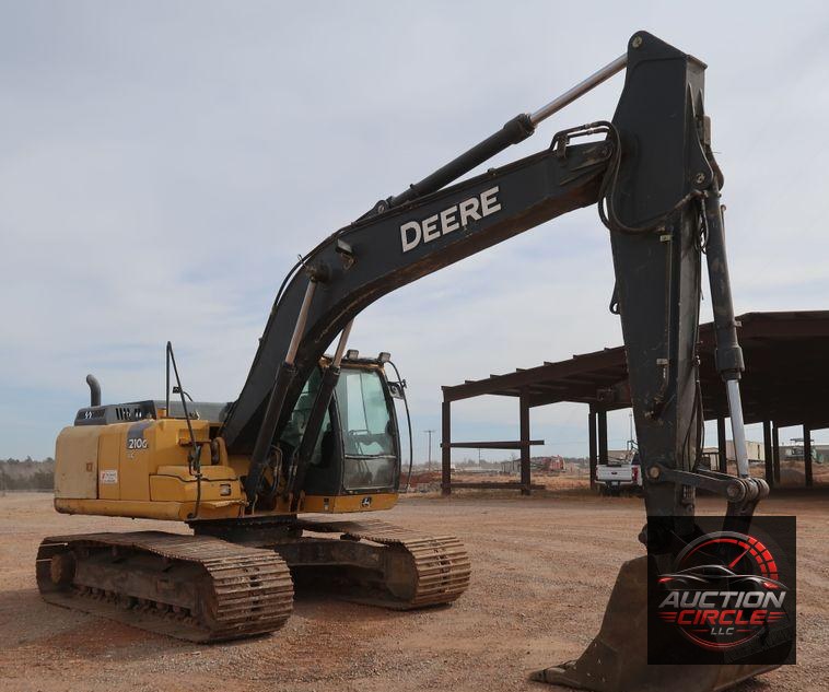 2015 John Deere 210G LC  excavator