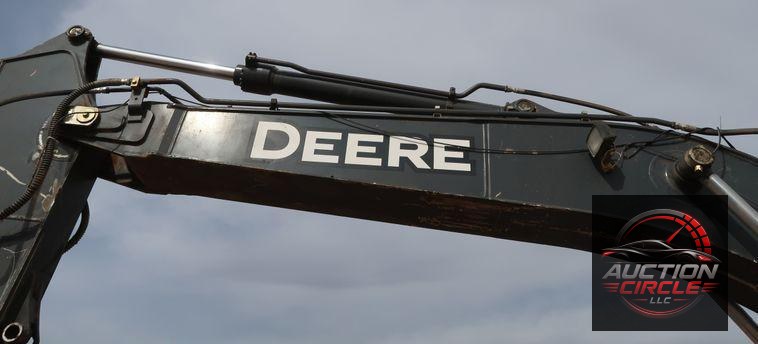2015 John Deere 210G LC  excavator
