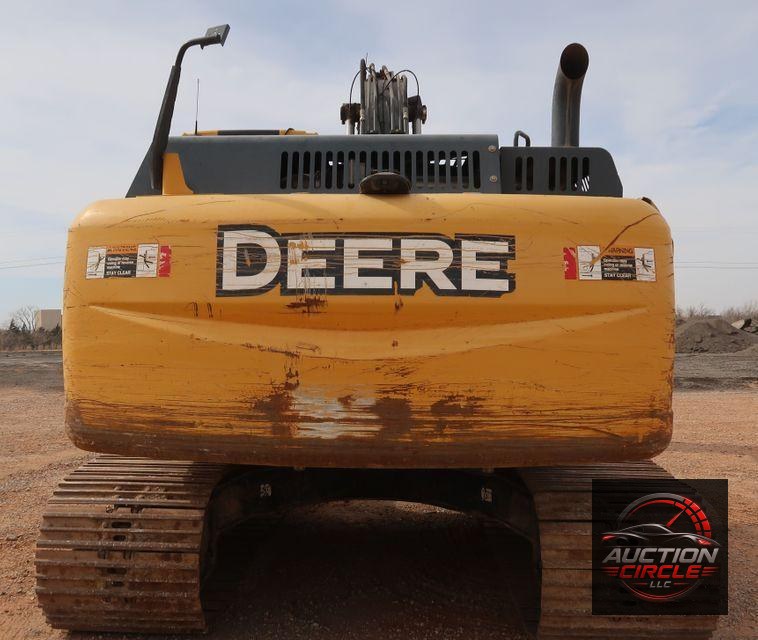 2015 John Deere 210G LC  excavator