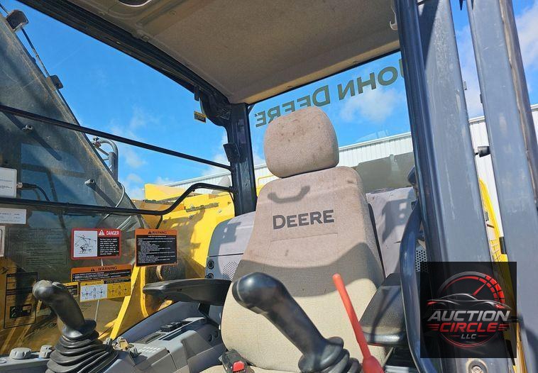2018 John Deere  245G LC excavator