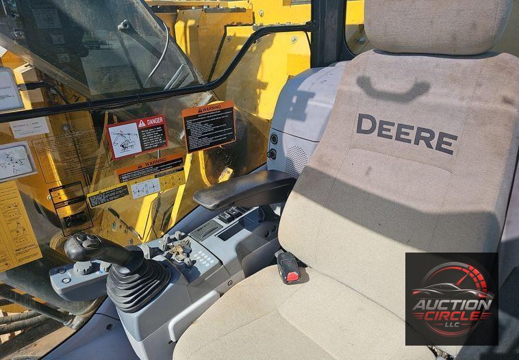 2018 John Deere  245G LC excavator