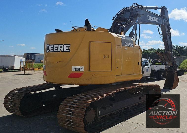 2018 John Deere  245G LC excavator