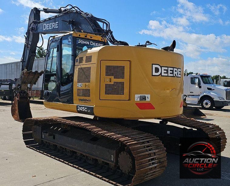 2018 John Deere  245G LC excavator