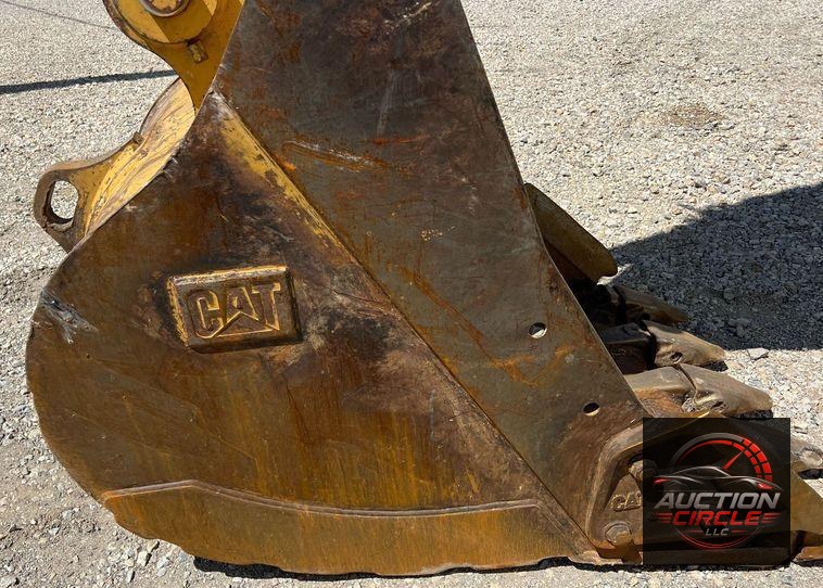 2019 Caterpillar 320 excavator