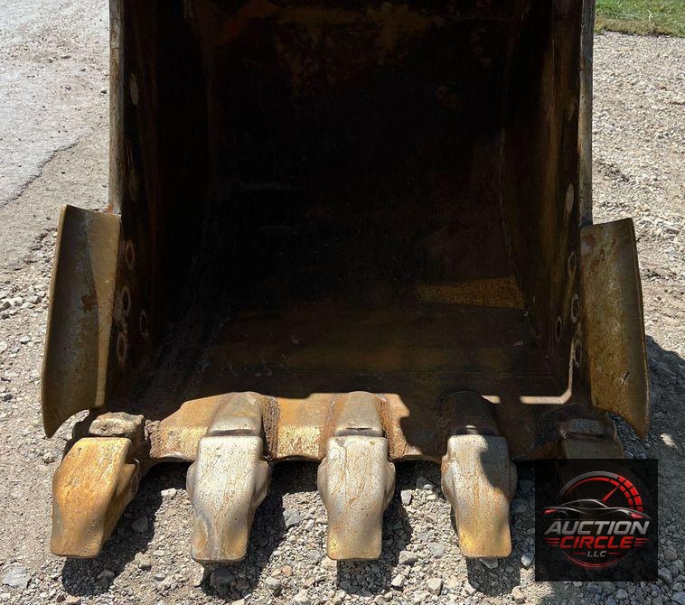 2019 Caterpillar 320 excavator