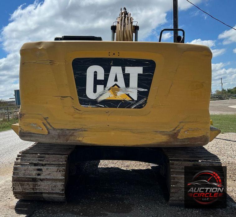 2019 Caterpillar 320 excavator