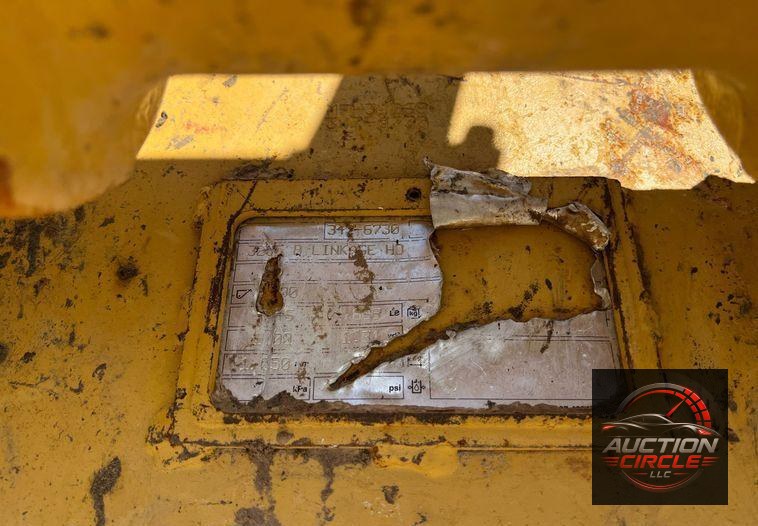 2019 Caterpillar 320 excavator