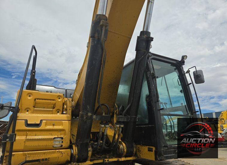 2015 Caterpillar 349FL excavator