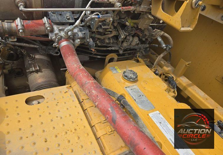 2015 Caterpillar 349FL excavator