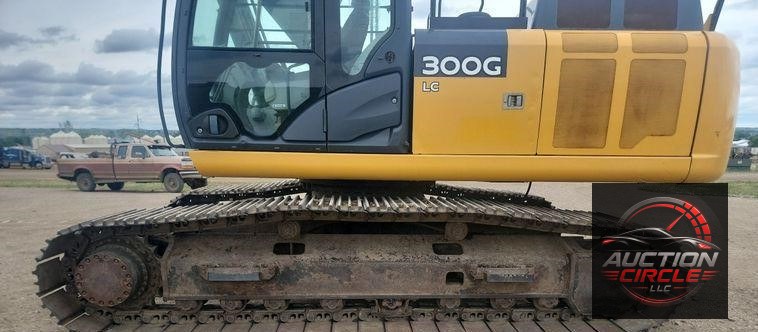 2016 John Deere 300G LC excavator