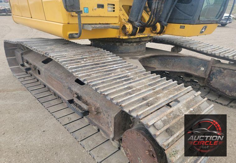 2016 John Deere 300G LC excavator