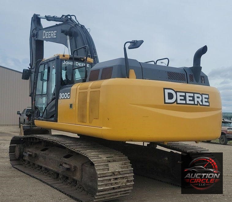 2016 John Deere 300G LC excavator