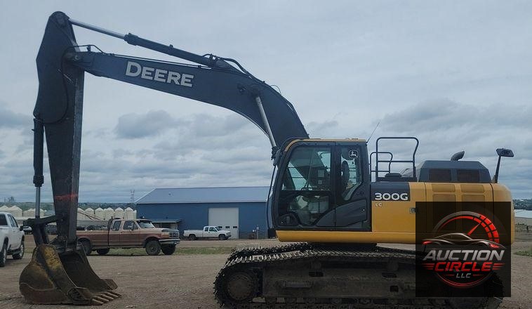 2016 John Deere 300G LC excavator