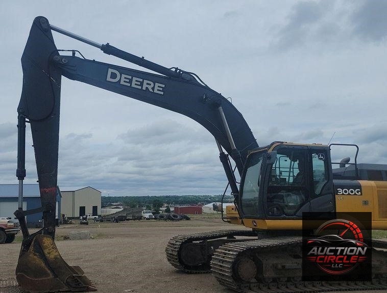2016 John Deere 300G LC excavator