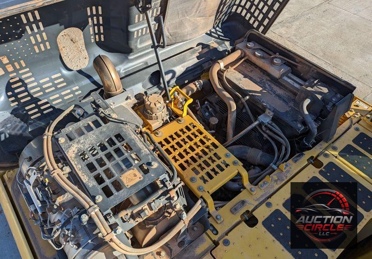2015 Komatsu PC290LC-11