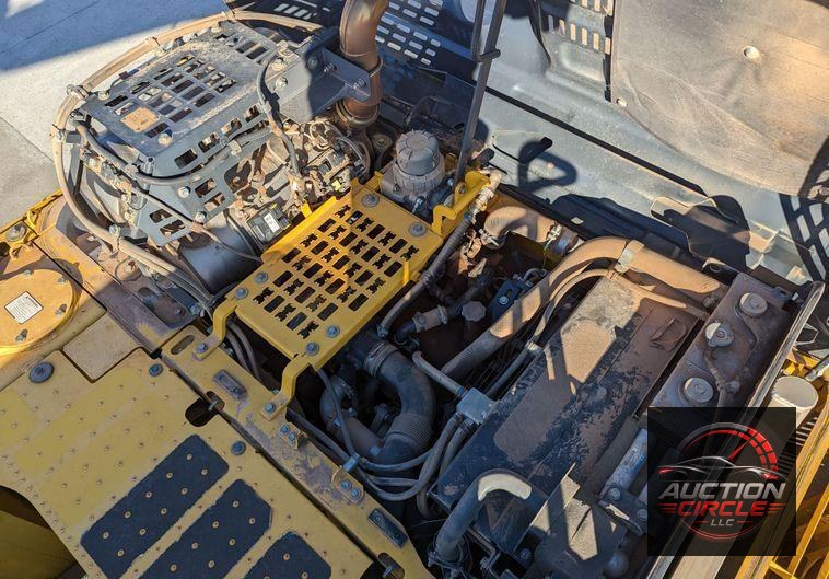 2015 Komatsu PC290LC-11