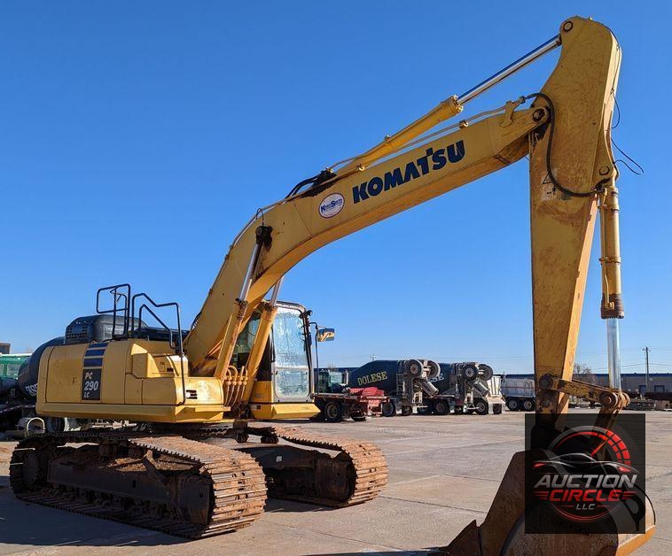 2015 Komatsu PC290LC-11