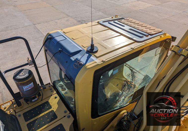 2015 Komatsu PC290LC-11