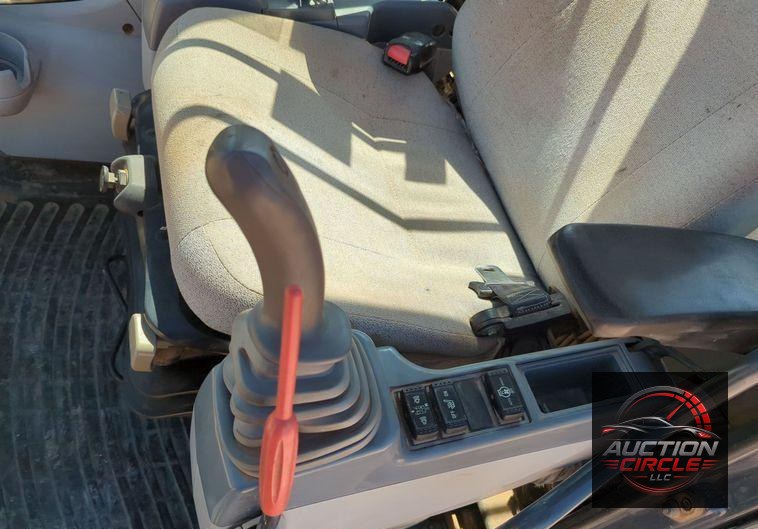 2017 John Deere 210G LC  excavator