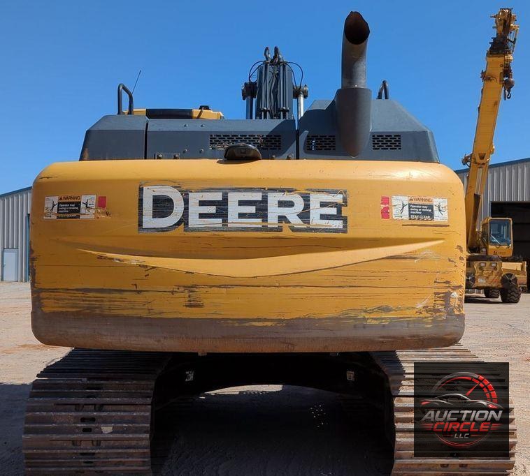 2017 John Deere 210G LC  excavator