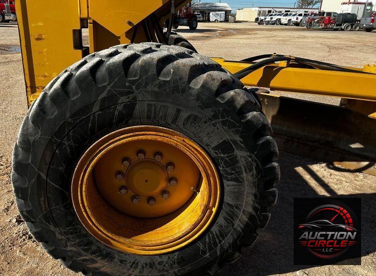 2013 Caterpillar 140M2 VHP Plus  motor grader
