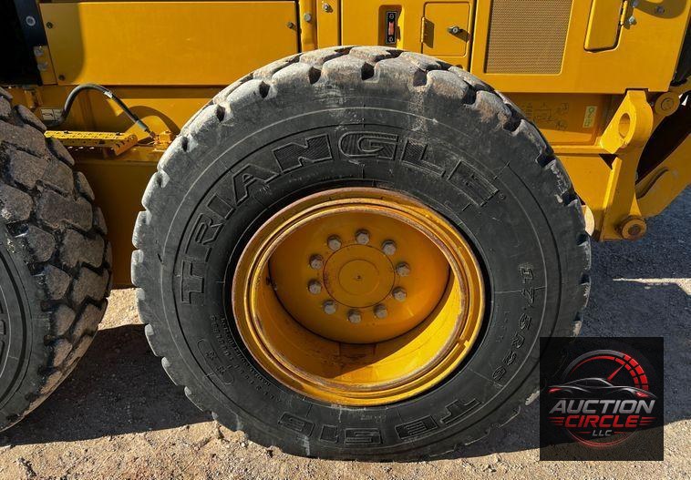 2013 Caterpillar 140M2 VHP Plus  motor grader