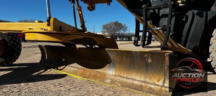 2013 Caterpillar 140M2 VHP Plus  motor grader