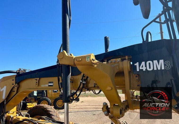 2018 Caterpillar 140M3  motor grader