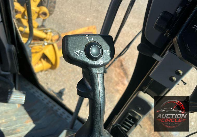 2018 Caterpillar 140M3  motor grader