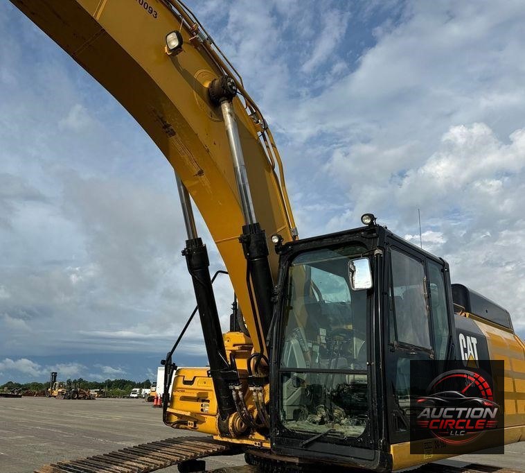 2017 Caterpillar  349FL excavator