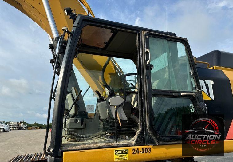 2017 Caterpillar  349FL excavator