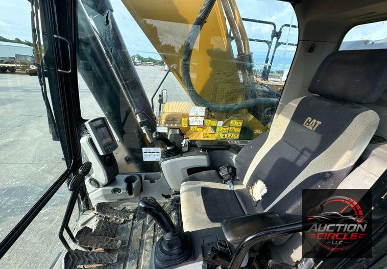 2017 Caterpillar  349FL excavator