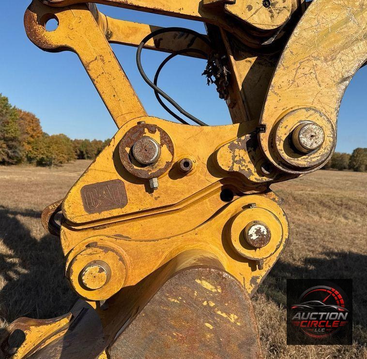 2017 Caterpillar  323F L excavator