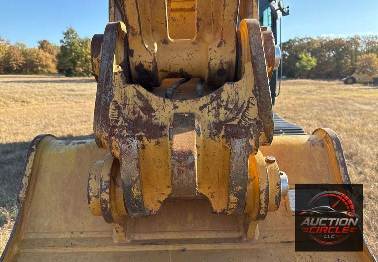2017 Caterpillar  323F L excavator