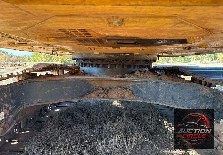 2017 Caterpillar  323F L excavator