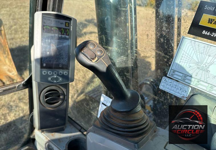 2017 Caterpillar  323F L excavator