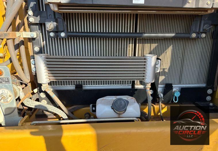 2017 Caterpillar  323F L excavator