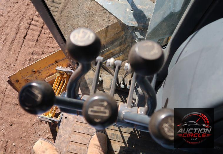 2016 John Deere 672G  motor grader